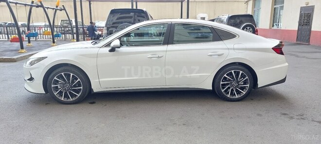 Hyundai Sonata-7