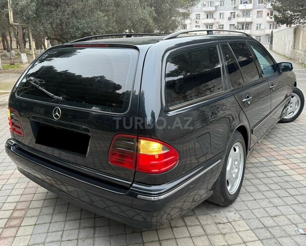 Mercedes E 220 d 2000, 310,000 km - 2.2 l - Sumqayıt
