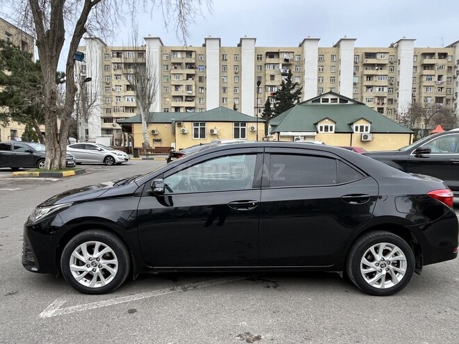 Toyota Corolla 2017, 168,000 km - 1.6 l - Bakı