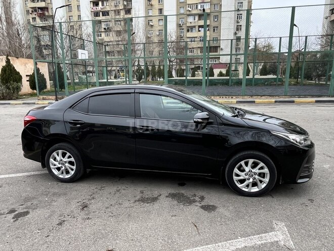 Toyota Corolla 2017, 168,000 km - 1.6 l - Bakı