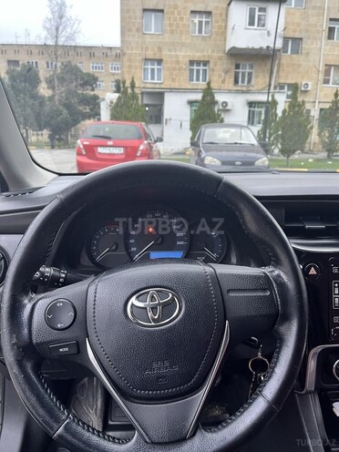 Toyota Corolla 2017, 168,000 km - 1.6 l - Bakı
