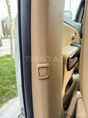 Kia Carnival 2016, 240,000 km - 2.2 l - Bakı