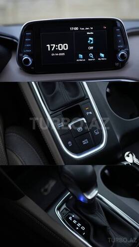 Hyundai Santa Fe-12