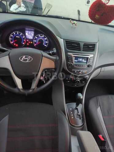 Hyundai Accent 2017, 123,218 km - 1.6 л - Gəncə