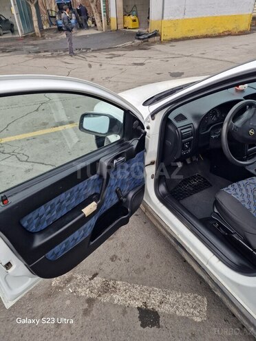 Opel Astra 1999, 422,000 km - 1.6 l - Zaqatala