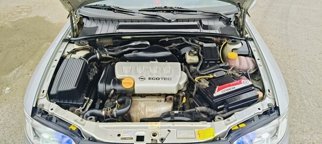 Opel Vectra 1999, 376,600 km - 1.8 l - Bakı