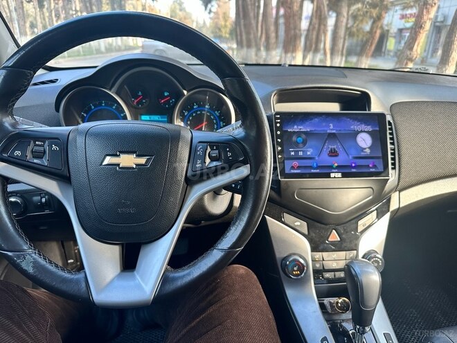 Chevrolet Cruze-4
