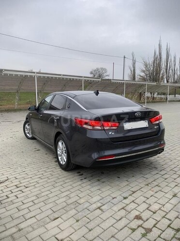 Kia K5 2015, 217,000 km - 1.7 l - Astara