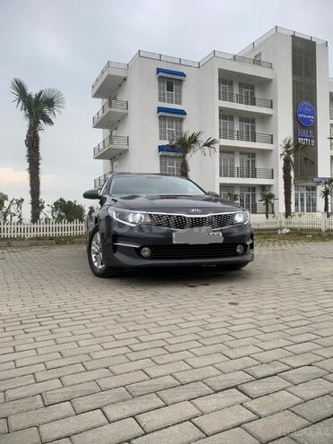 Kia K5 2015, 217,000 km - 1.7 l - Astara
