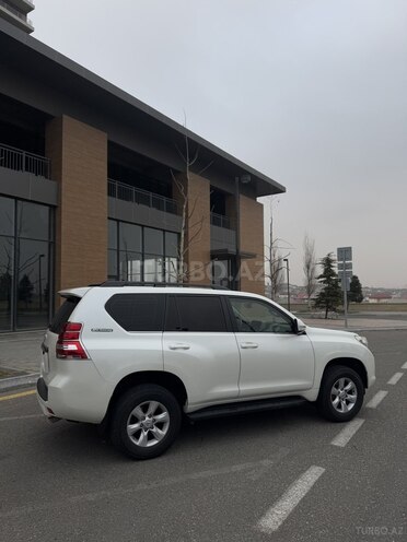 Toyota Land Cruiser Prado 2011, 189,000 km - 2.7 л - Bakı
