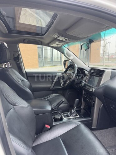 Toyota Land Cruiser Prado 2011, 189,000 km - 2.7 л - Bakı