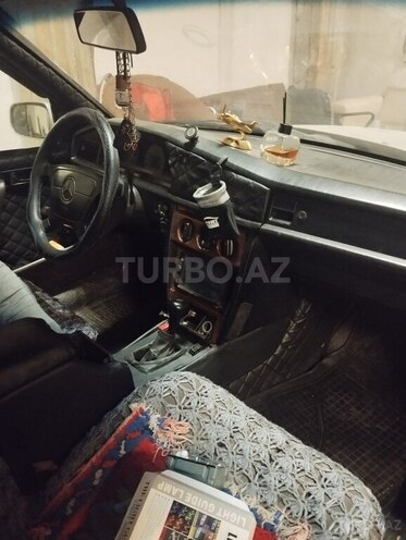Mercedes 190 1992, 390,000 km - 2.0 l - Bakı