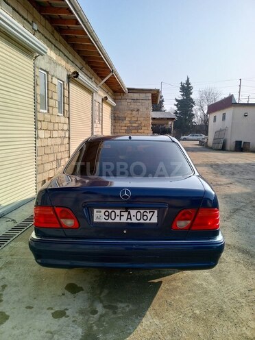 Mercedes E 200 1995, 225,000 km - 2.0 l - Lənkəran