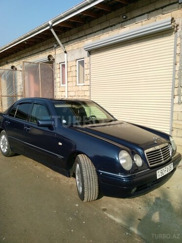Mercedes E 200 1995, 225,000 km - 2.0 l - Lənkəran