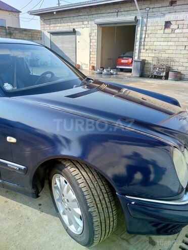 Mercedes E 200 1995, 225,000 km - 2.0 l - Lənkəran
