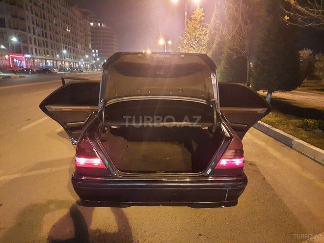 Mercedes C 250 d 1995, 495,000 km - 2.5 l - Sumqayıt