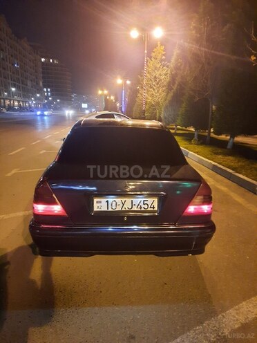 Mercedes C 250 d 1995, 495,000 km - 2.5 l - Sumqayıt