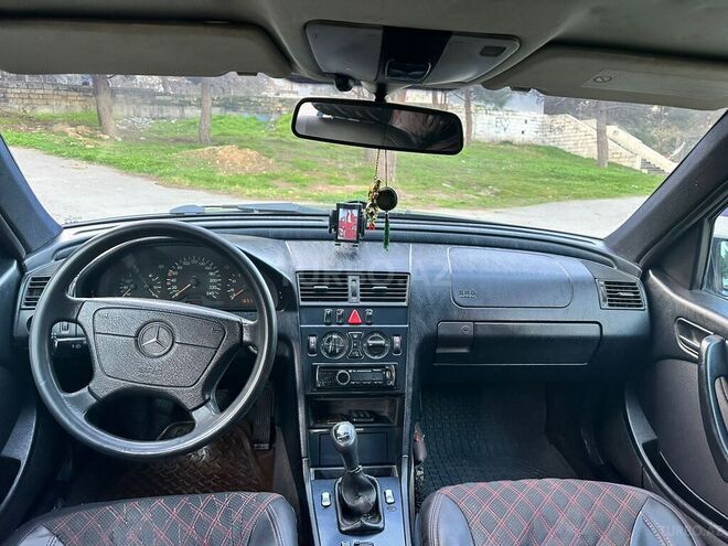 Mercedes C 200 1998, 234,554 km - 2.0 l - Bakı