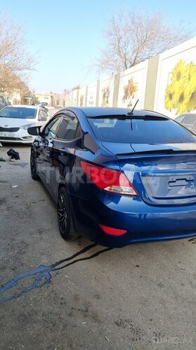 Hyundai Accent 2016, 200,000 km - 1.6 l - Bakı