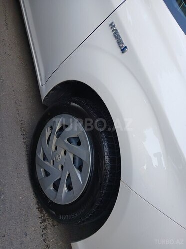Toyota Corolla Fielder 2019, 74,500 km - 1.5 l - Bakı