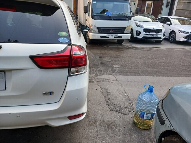 Toyota Corolla Fielder 2019, 74,500 km - 1.5 l - Bakı