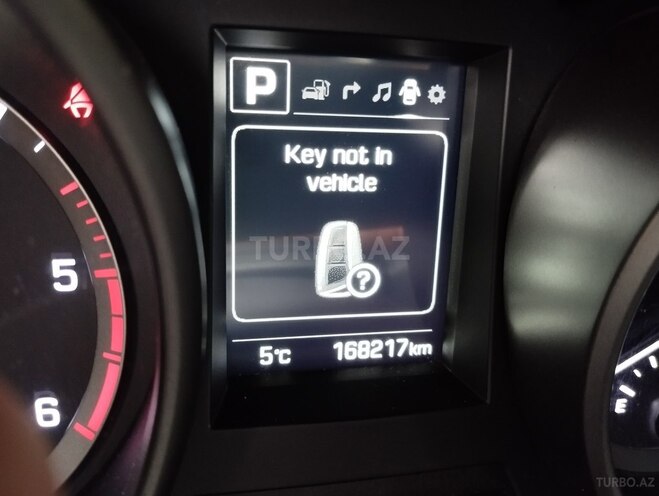 Hyundai Santa Fe-19
