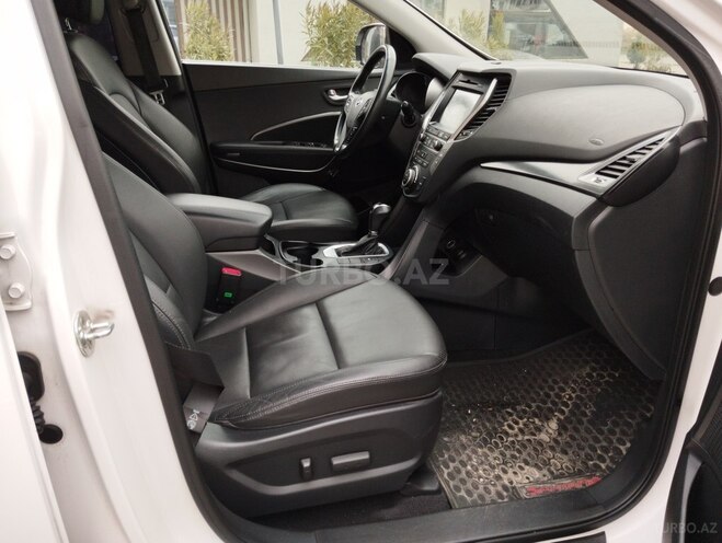 Hyundai Santa Fe-9