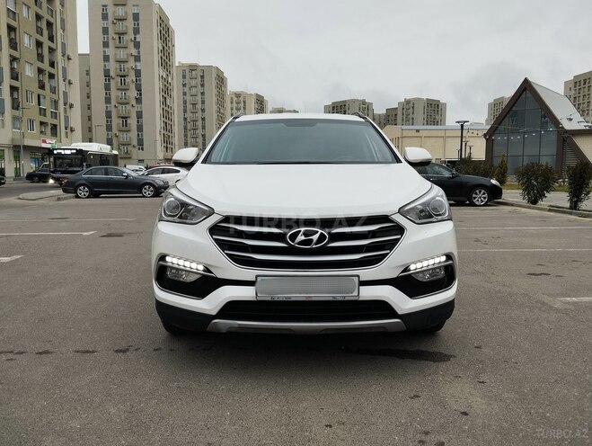 Hyundai Santa Fe-1