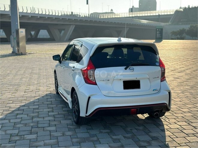 Nissan Note-7