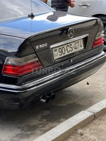 Mercedes E 220 1995, 350,000 km - 2.2 l - Bakı
