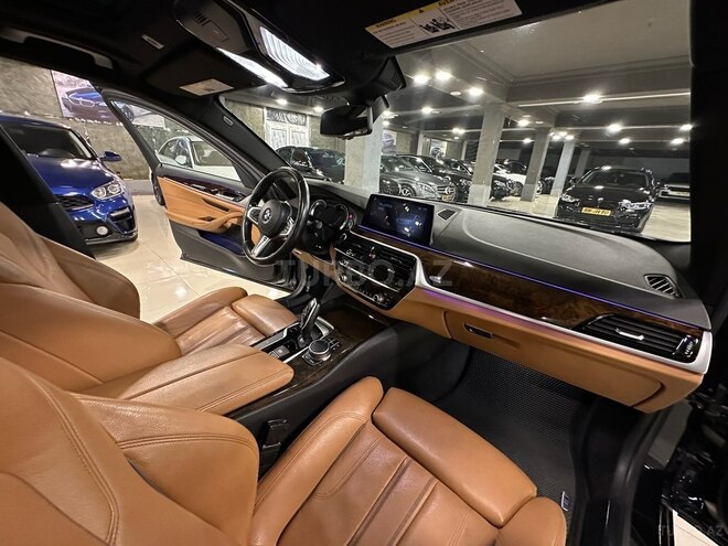 BMW 530-13