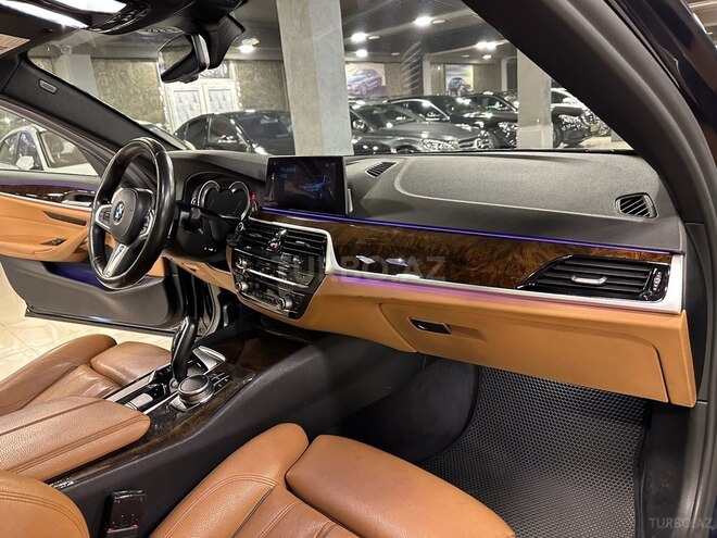 BMW 530-10