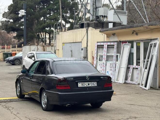 Mercedes C 180 1998, 233,730 km - 1.8 l - Bakı