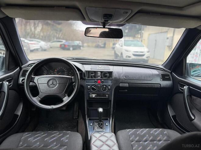 Mercedes C 180 1998, 233,730 km - 1.8 l - Bakı