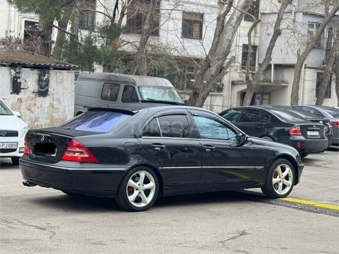 Mercedes C 240 2001, 245,444 km - 2.4 l - Bakı