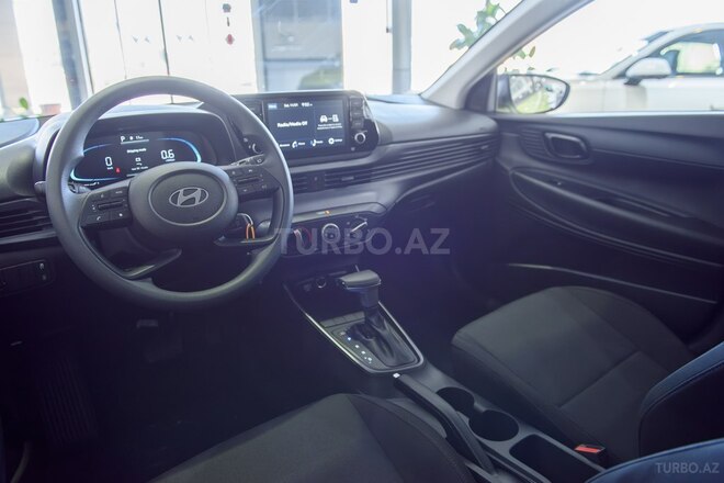 Hyundai i20-17