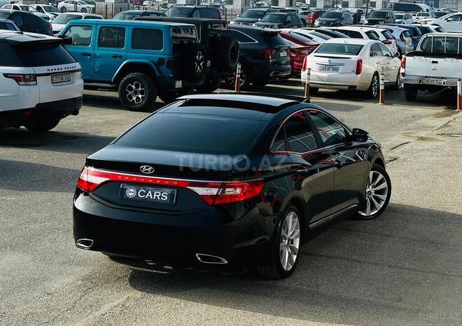 Hyundai Grandeur-12