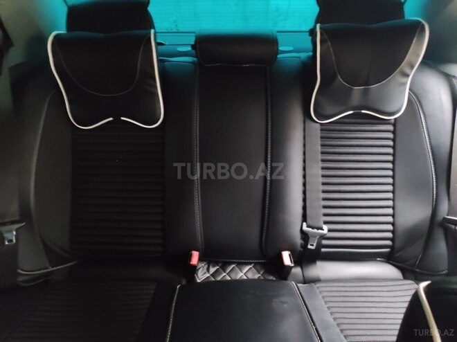 Mercedes C 240 2001, 200,000 km - 2.6 л - Yevlax