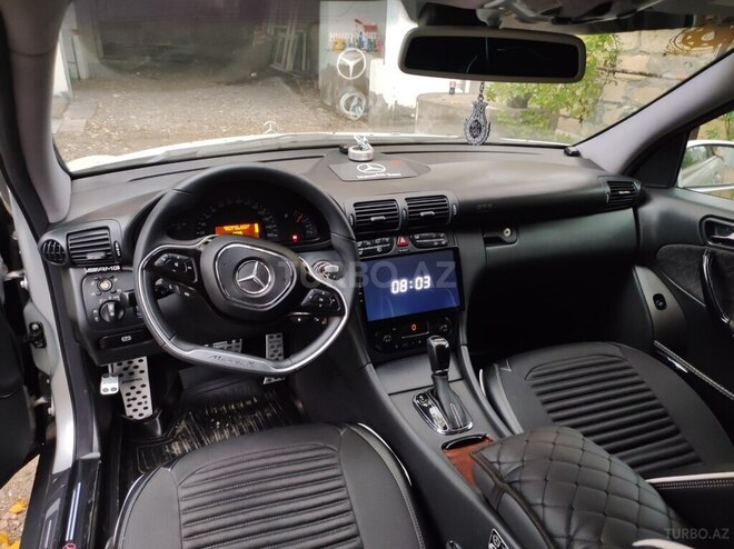 Mercedes C 240 2001, 200,000 km - 2.6 л - Yevlax