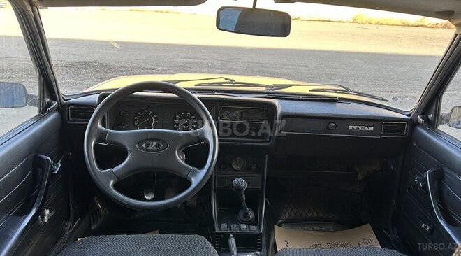 LADA (VAZ) 2107 2007, 70,000 km - 1.6 l - Salyan