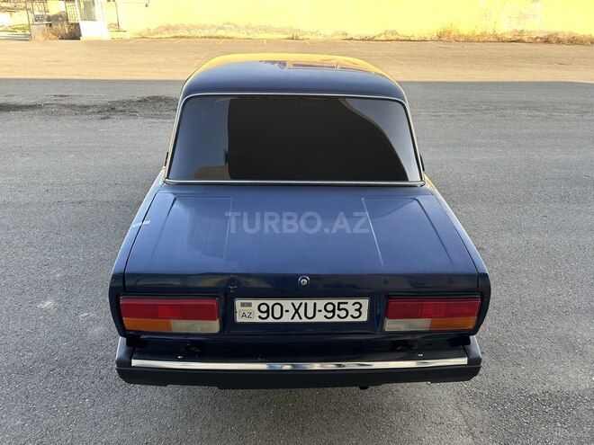 LADA (VAZ) 2107 2007, 70,000 km - 1.6 l - Salyan