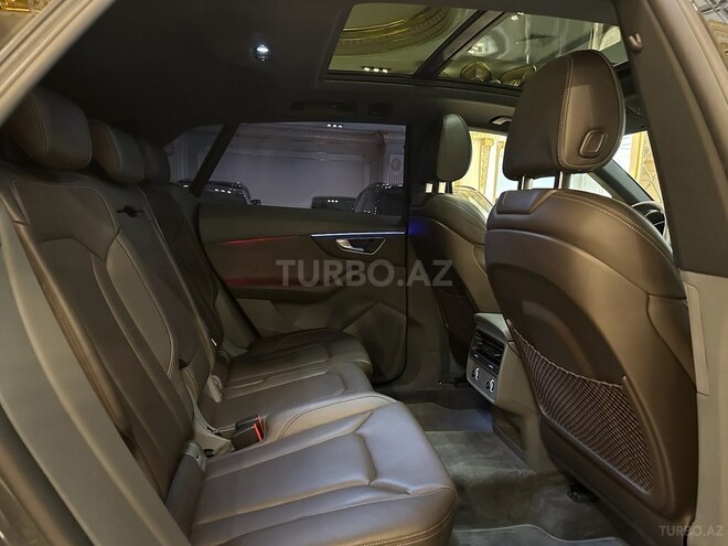 Audi Q8 2018, 154,000 km - 3.0 l - Bakı
