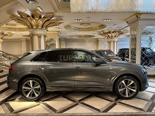 Audi Q8 2018, 154,000 km - 3.0 l - Bakı