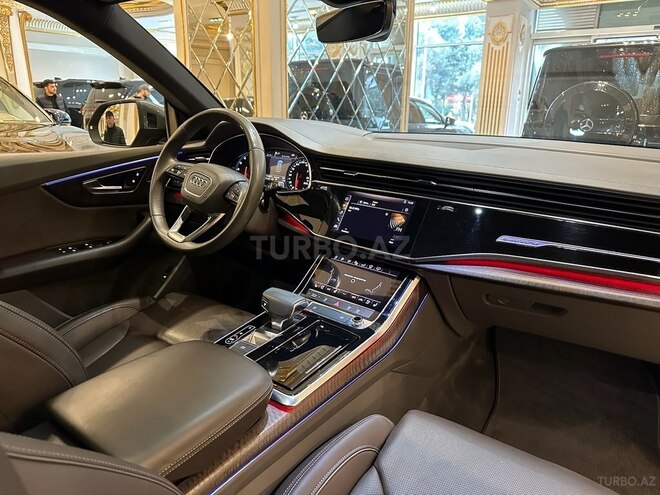 Audi Q8 2018, 154,000 km - 3.0 l - Bakı