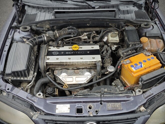 Opel Vectra 1996, 200,000 km - 2.0 l - Göyçay