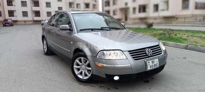 Volkswagen Passat 2002, 285,752 km - 1.8 l - Bakı