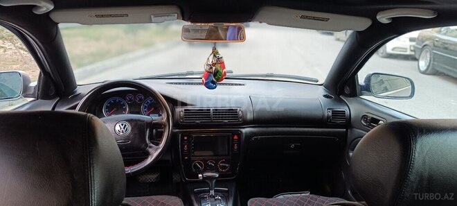 Volkswagen Passat 2002, 285,752 km - 1.8 l - Bakı