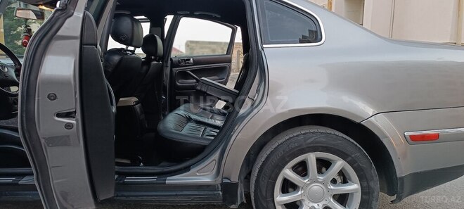 Volkswagen Passat 2002, 285,752 km - 1.8 l - Bakı