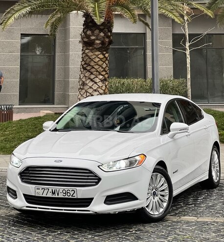 Ford Fusion (North America) 2015, 128,000 km - 2.0 l - Bakı