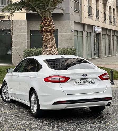 Ford Fusion (North America) 2015, 128,000 km - 2.0 l - Bakı